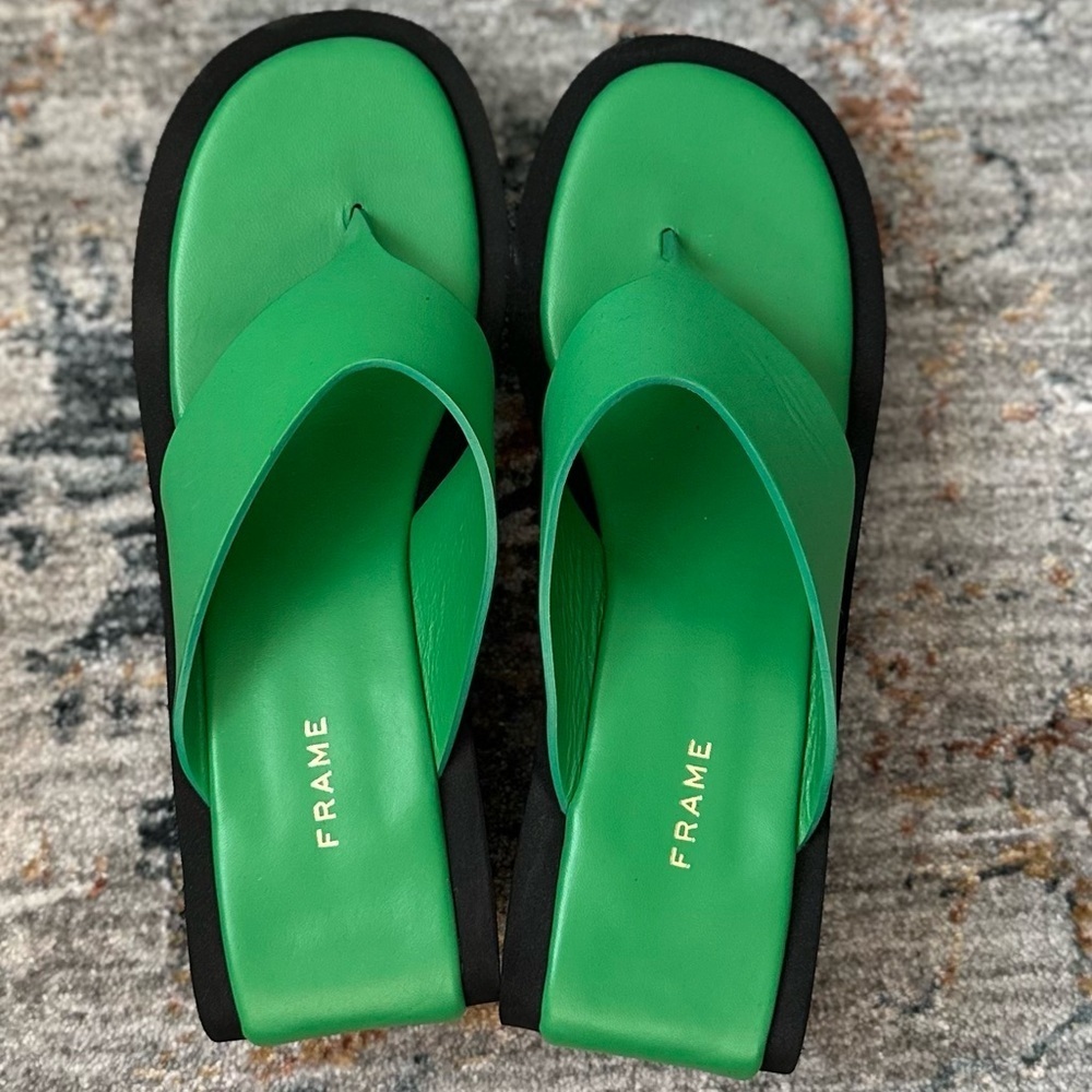 FRAME Le Ocean Platform Wedge Flip Flop Sandals Grass Green NWOT 7.5 - Picture 6 of 10